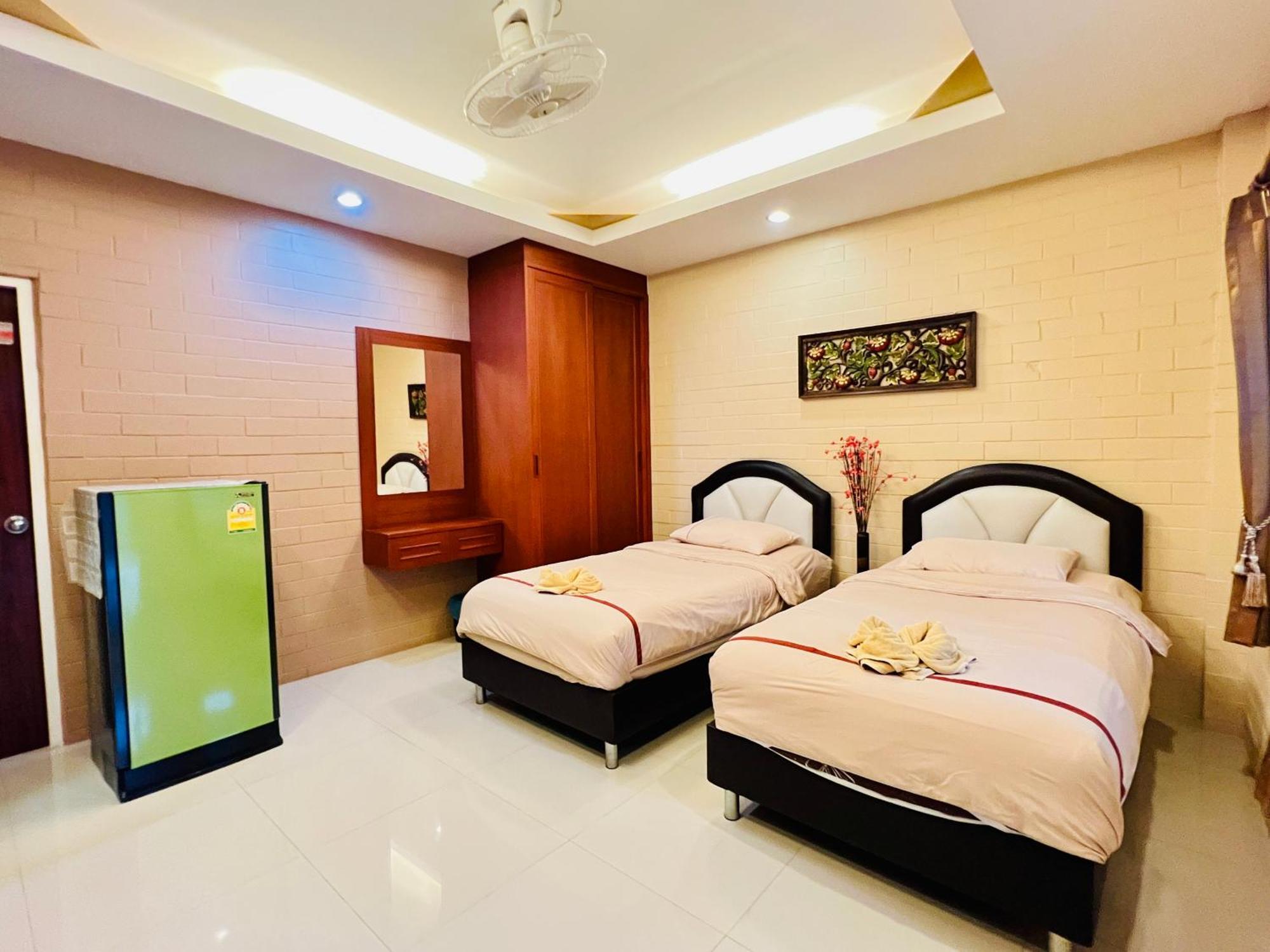 Benwadee Resort Pattaya Ban Pong  Екстериор снимка