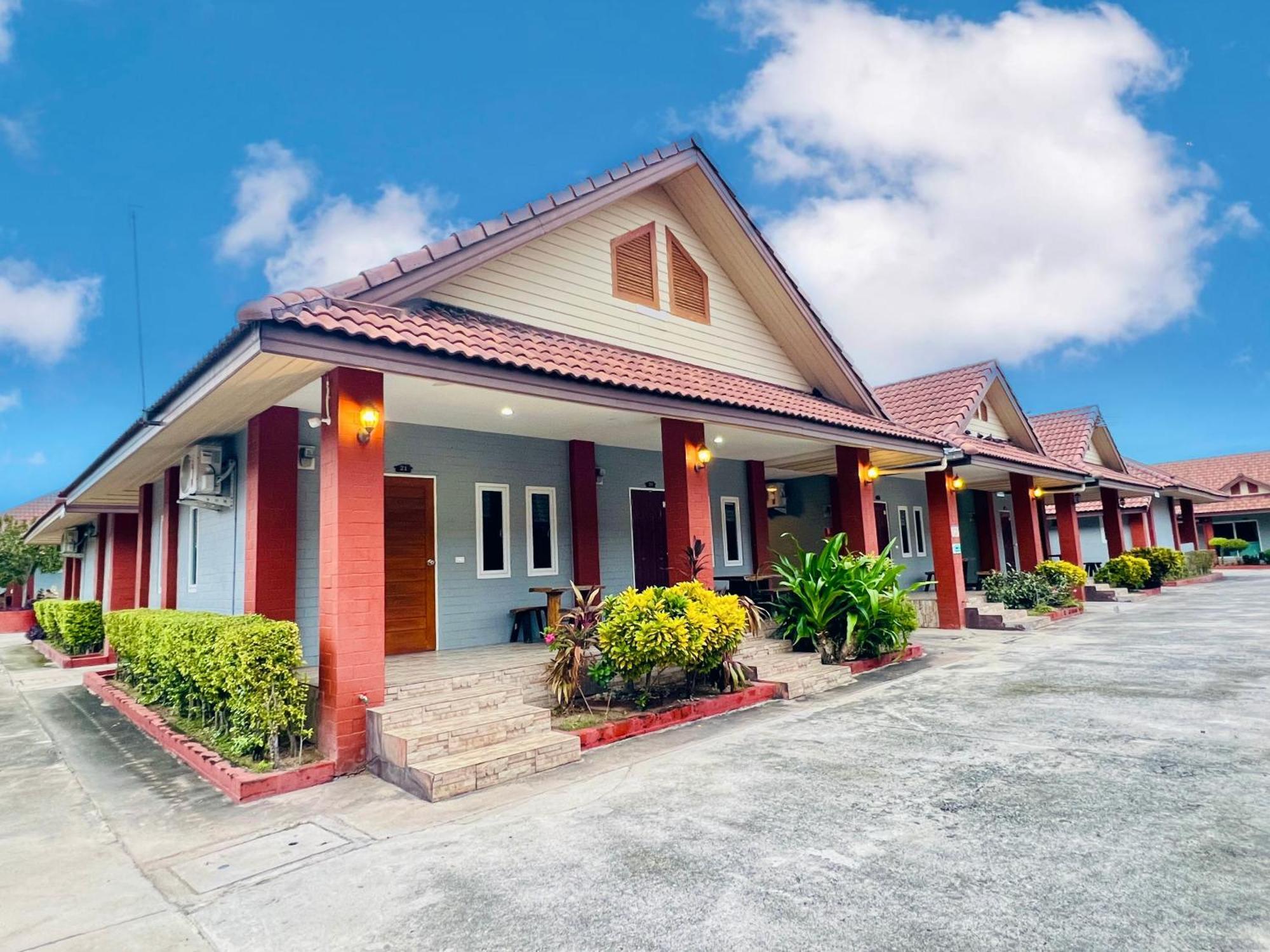 Benwadee Resort Pattaya Ban Pong  Екстериор снимка